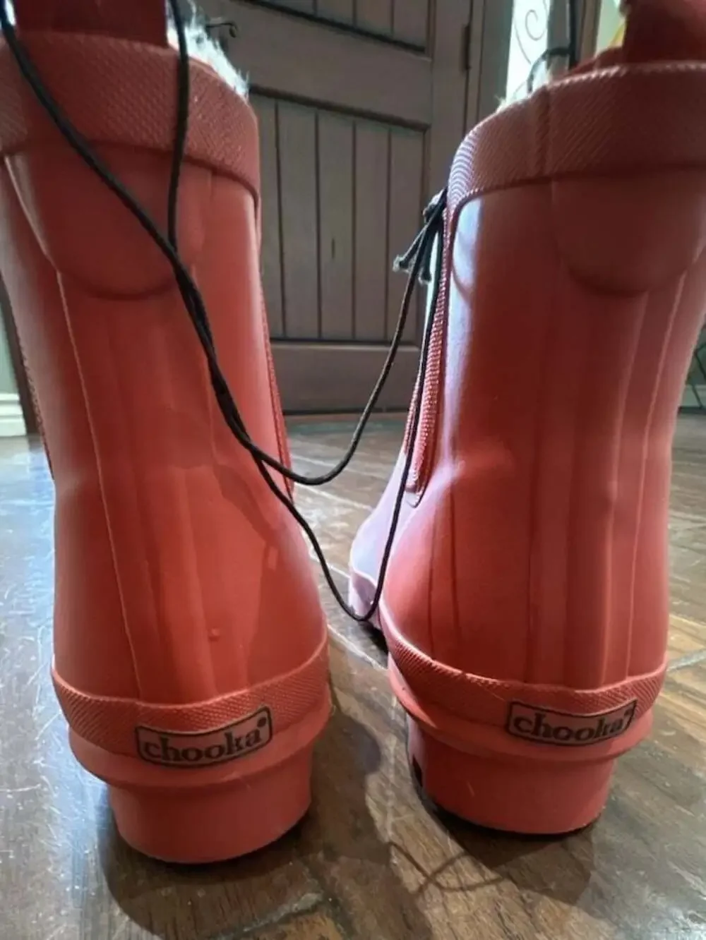 Chooka Red Faux Fur Lined Chelsea Rain Boots Size 8